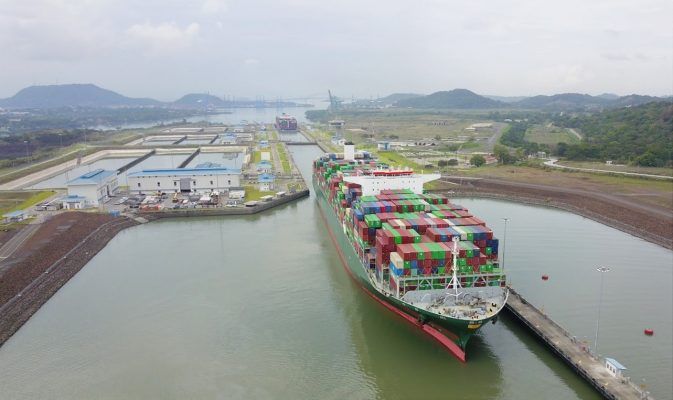 Imagen de portada - 10,623 Transits of Deep-Draft Vessels in the Panama Canal