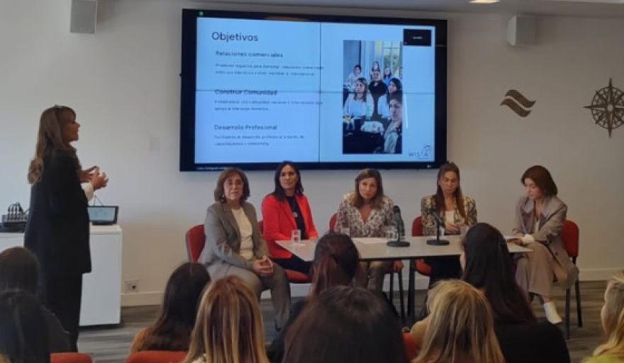 Mujeres al timón: WISTA Argentina reunió a líderes del sector marítimo para debatir sobre el liderazgo femenino en una industria en transformación