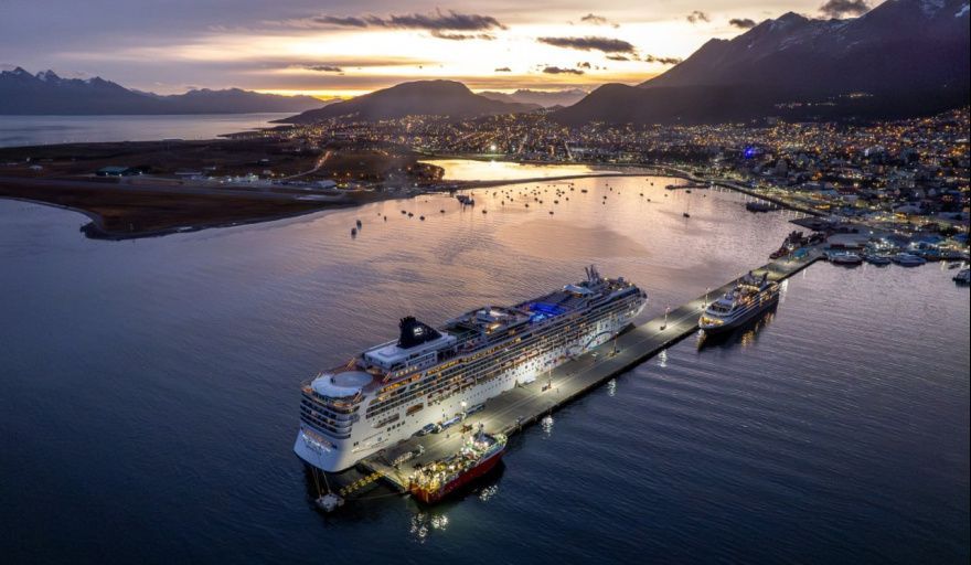 Ushuaia consolida su liderazgo regional con una jornada récord de cruceros
