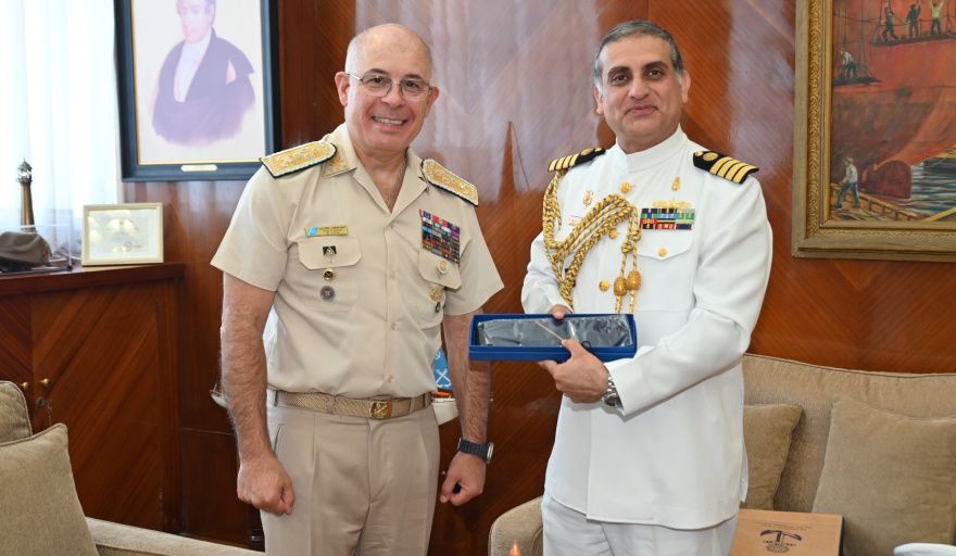 Prefectura Naval refuerza la agenda internacional con visitas diplomáticas y encuentros estratégicos