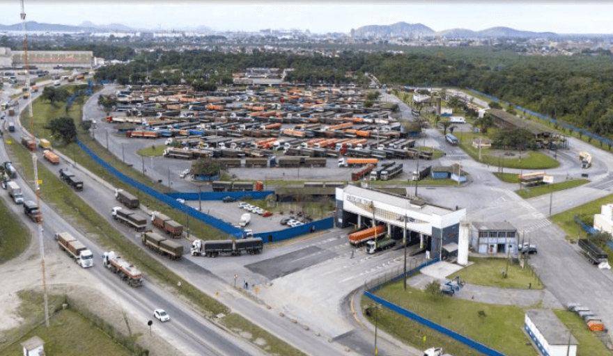 El Puerto de Paranaguá registró un ingreso récord de más de 500.000 camiones durante 2025