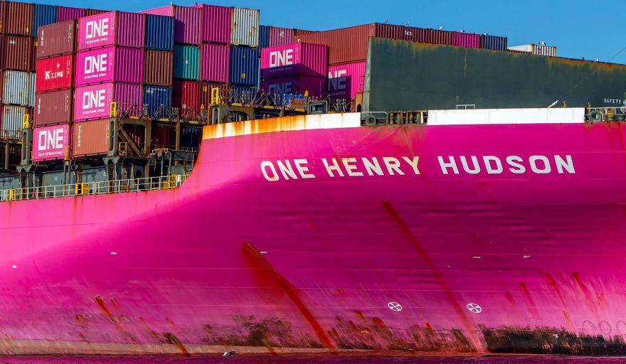 El buque ONE Henry Hudson liberó su carga en Los Ángeles y se dirige a reparaciones en Asia