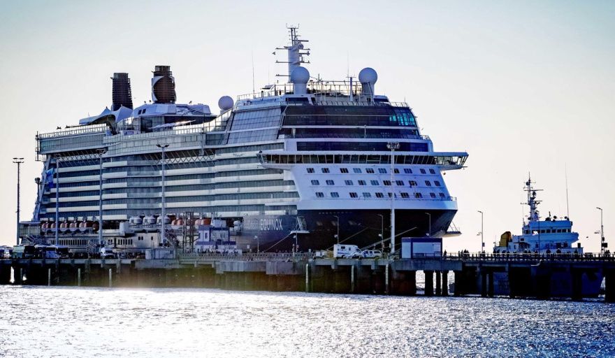 Puerto Madryn sigue sumando escalas: el Celebrity Equinox reforzó la temporada de cruceros