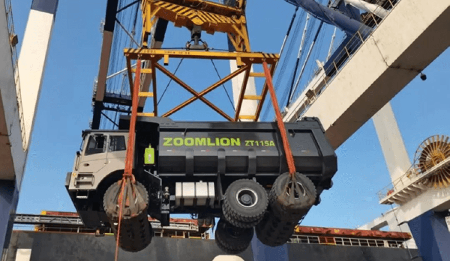 China: Yantai Port marca un récord con cinco buques CAPE-size y 56.000 m³ en un día