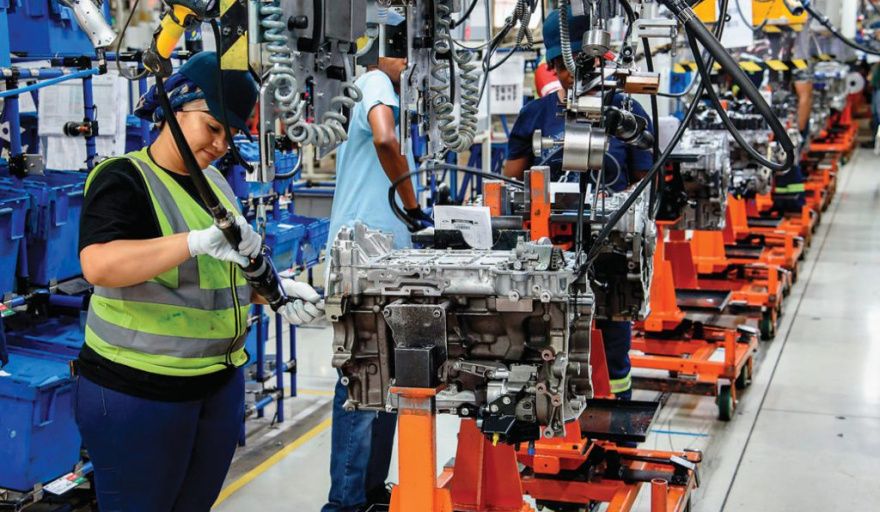 El superávit comercial alcanzó USD 1.987 millones en enero por el salto de las exportaciones y la caída de importaciones