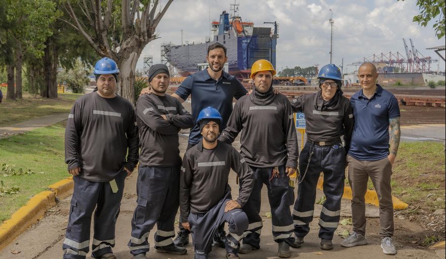 TANDANOR incorpora indumentaria ignífuga certificada para soldadores y caldereros
