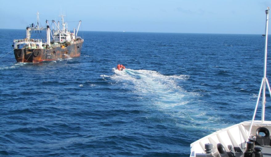 Argentina avanza en un acuerdo global para combatir la pesca ilegal