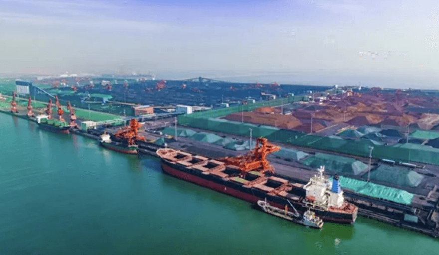 Shandong Port concreta subasta récord de coque de petróleo en Qingdao