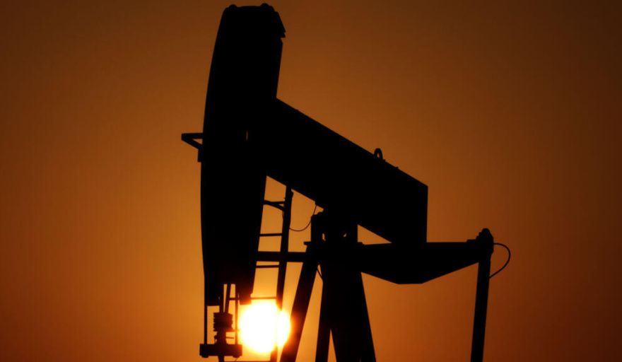 El petróleo cae tras la tregua entre EEUU e Irán, aunque persisten dudas sobre Ormuz