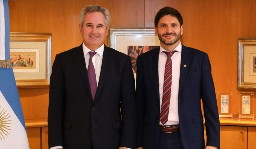 Pullaro llevó al canciller Quirno un dossier para defender el biodiésel santafesino ante la Unión Europea
