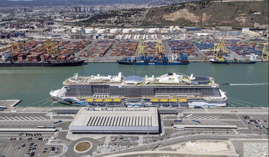Barcelona avanza hacia un modelo de cruceros sostenible con OPS y reorganización de terminales