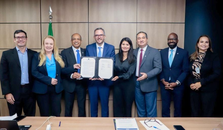 El nuevo Ministro de Puertos de Brasil debatió con más de 110 operadores la agenda de modernización portuaria 2026
