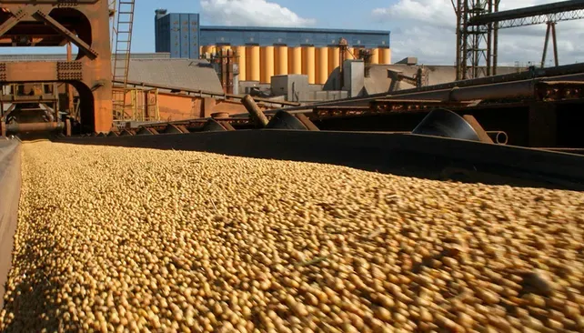 La molienda de soja subió 7,3% en abril y alcanzó el tercer valor más alto desde 2021