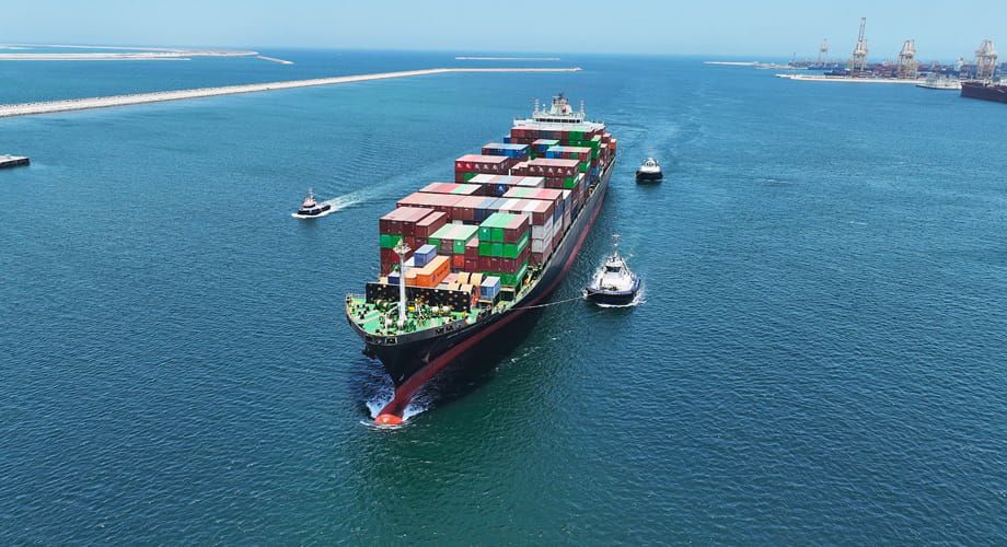 Imagen de portada - AD Ports Group Aumenta su Participación en Global Feeder Shipping al 81% con una Adquisición de 1.100 Millones de AED