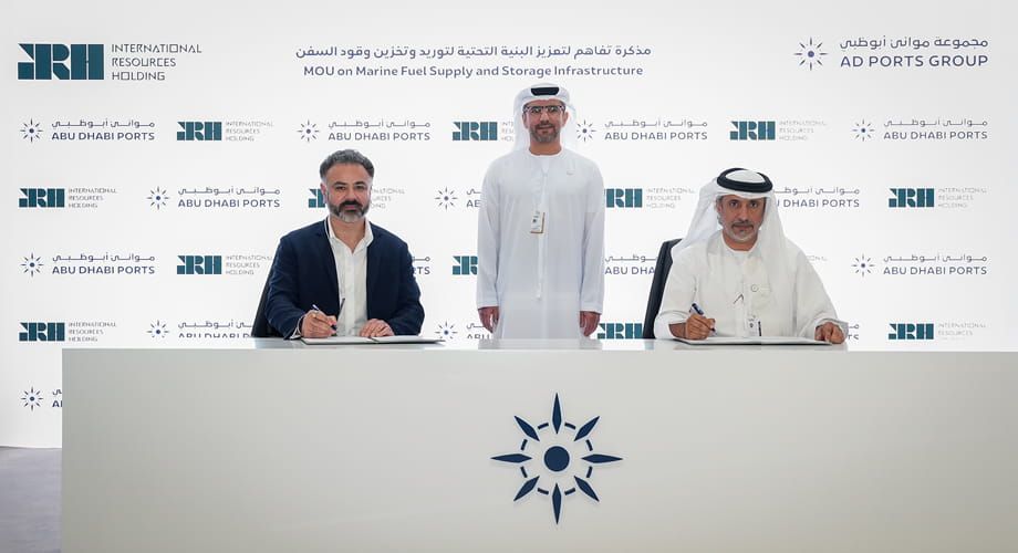 Imagen de portada - AD Ports Group e IRH Global Trading se asocian en servicios de bunkering y combustibles alternativos en el Puerto de Khalifa