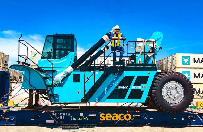 Imagen de portada - APM Terminals Yucatán incorpora vehículo 100% eléctrico para movilizar contenedores