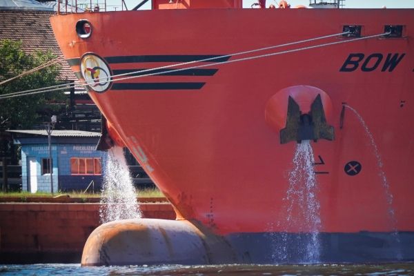 Imagen de portada - APS implements new environmental audit system for ballast water in Santos