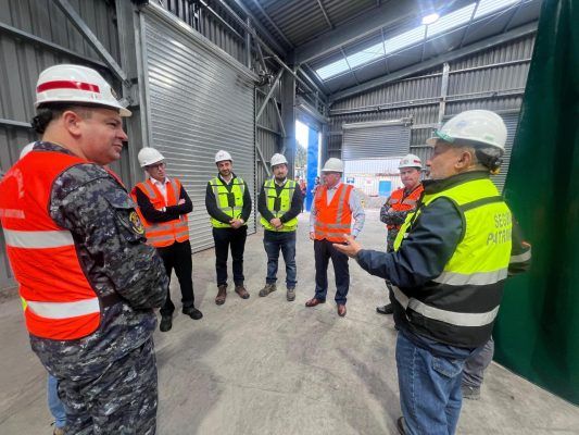Imagen de portada - Arrau oversees customs inspection infrastructure at SVTI terminal in Talcahuano