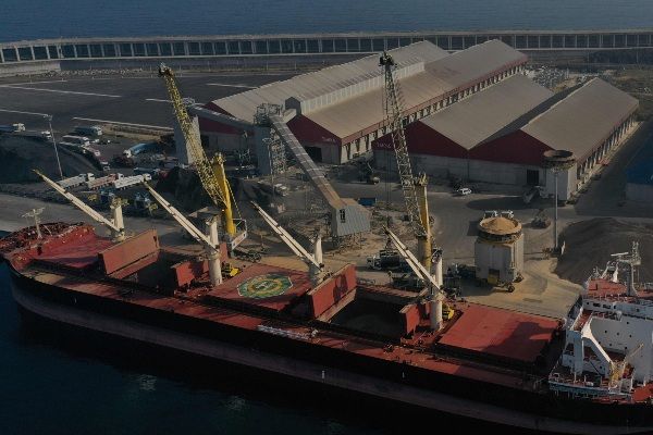 Imagen de portada - Automatic Bulk Discharge System Becomes Operational in the Port of A Coruña