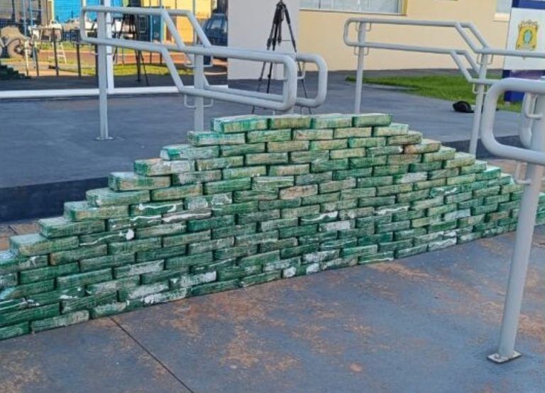 Imagen de portada - Brazil: 315 Kilos of Cocaine Seized Hidden in Truck Bound for Paranaguá Port
