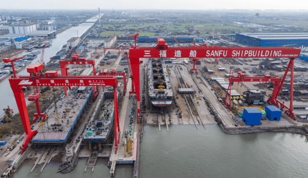 Imagen de portada - CK Line Orders Two 6,400 TEU Containerships from Chinese Shipyard