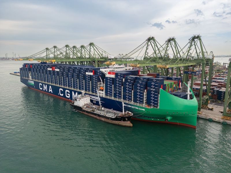 Imagen de portada - CMA CGM's Largest French-Flagged Container Ship Makes Inaugural Call at Port of Singapore