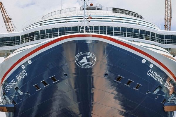 Imagen de portada - Carnival Magic Returns from Dry Dock with New 'From Sea to Shining Sea' Bow Livery