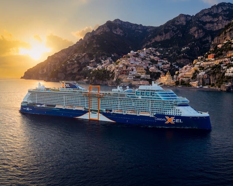 Imagen de portada - Celebrity Cruises Anuncia Itinerarios 2028-2029 por los Siete Continentes