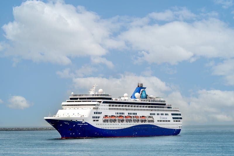 Imagen de portada - Celestyal Cruises Cancela Cruceros por el Golfo Arábigo para el Invierno 2026-27