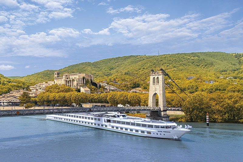 Imagen de portada - CroisiEurope Presenta su Programa de Cruceros para 2027 con Más de 170 Itinerarios