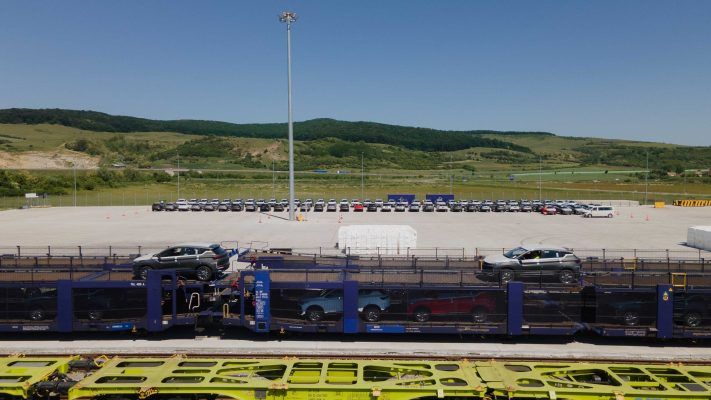 Imagen de portada - DP World Inaugurates Intermodal Rail Corridor for Vehicles in Europe