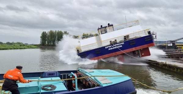 Imagen de portada - DP World Receives New Tugboat from Dutch Shipyard for Navigation on the Paraná River