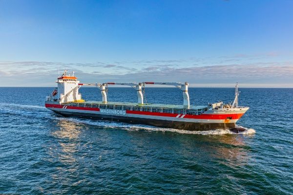 Imagen de portada - De Boer Marine to deploy connectivity and cybersecurity on 160 Royal Wagenborg vessels