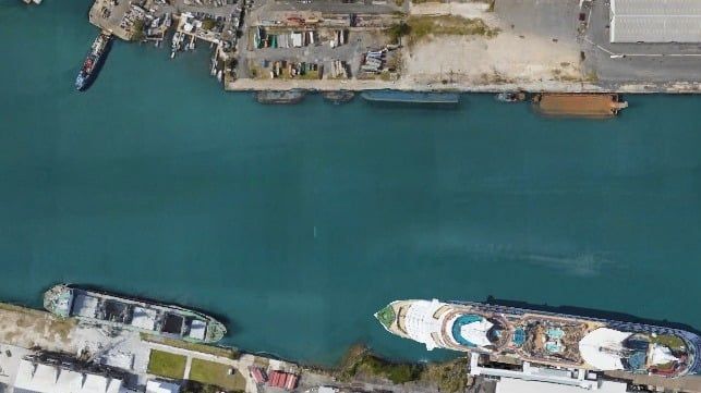 Imagen de portada - Disputa por amarre "Med-Mooring" interrumpe entregas de carga a las Islas Vírgenes de EE. UU.