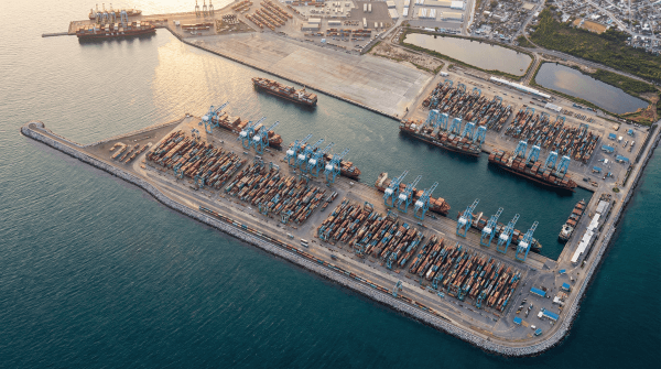 Imagen de portada - EPSA Defines Outer Port Financing with USD 50 Million Loan from CAF