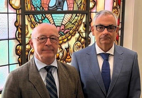 Imagen de portada - Enrique García-Arroba Takes Over as Director of the Port Authority of Santa Cruz de Tenerife
