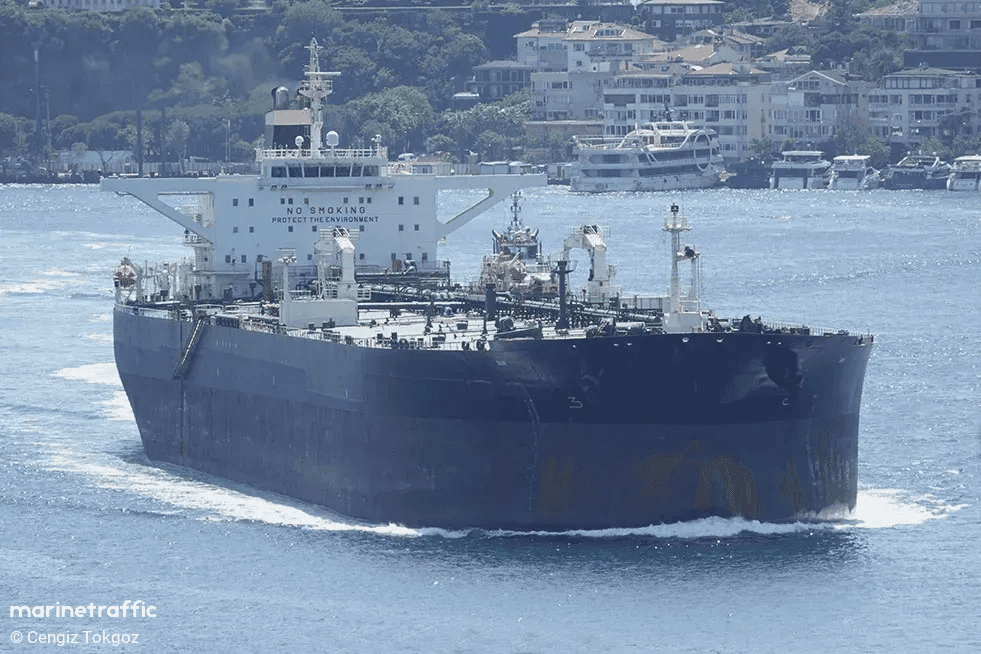 Imagen de portada - European Naval Forces Board Suspected Russian Shadow Fleet Vessel for Flag Verification