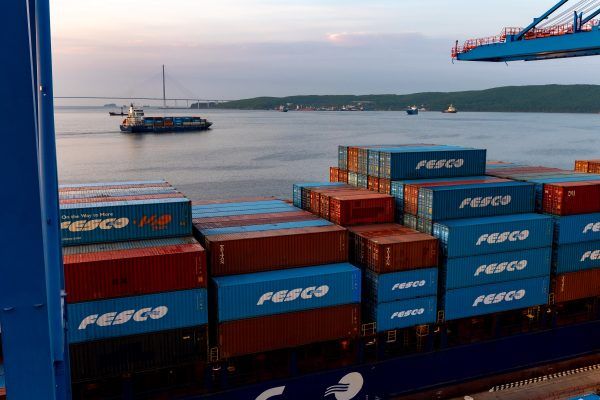 Imagen de portada - Fesco Transports 140,000 TEU in Record Far East Imports