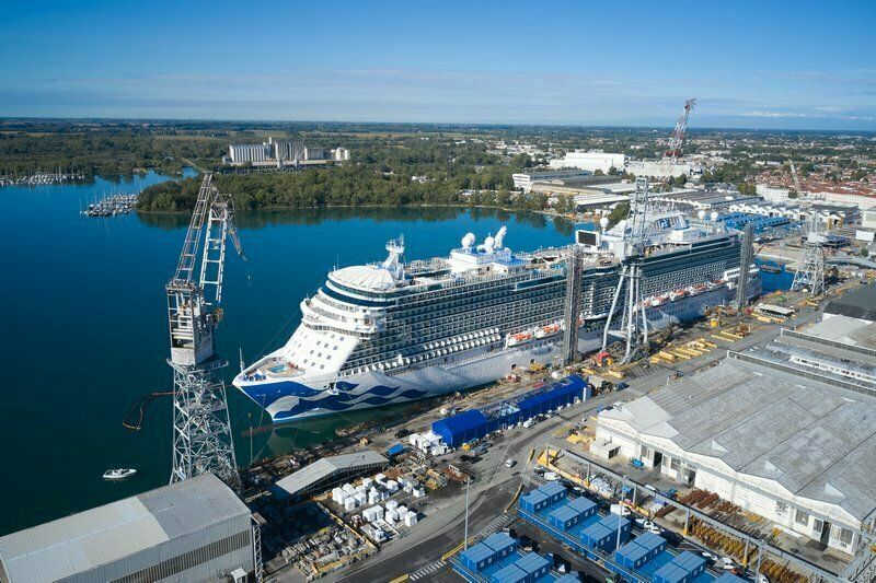 Imagen de portada - Fincantieri y Carnival Celebran Tres Décadas de Asociación en la Construcción Naval