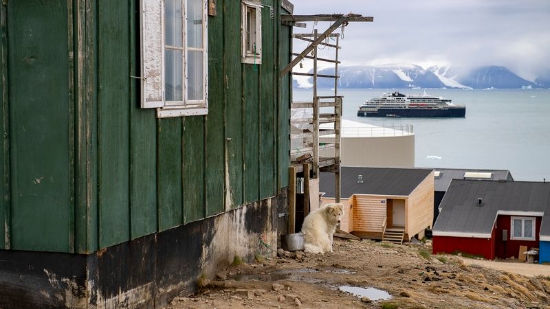 Imagen de portada - Groenlandia Limita el Acceso de Cruceros a las Zonas de Fiordos