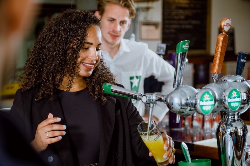 Imagen de portada - Heineken lanza programa de capacitación para bares de cruceros en EE. UU. y Europa para 2,500 miembros de la tripulación