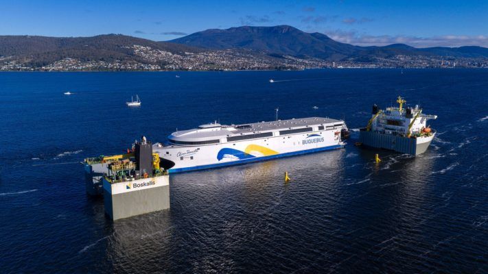 Imagen de portada - Incat Completes Loading of World's Largest Electric Vessel Bound for South America