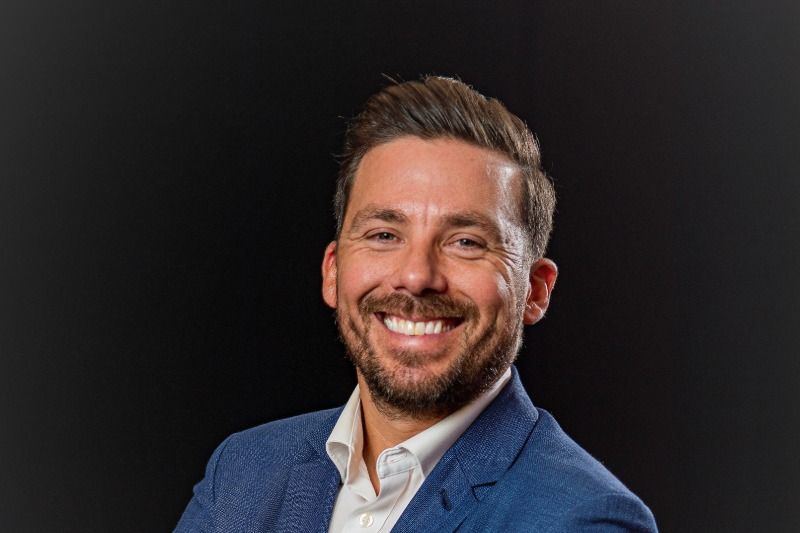 Imagen de portada - Lee Haslett, Director Comercial de Celestyal, Dejará su Cargo en Octubre de 2026