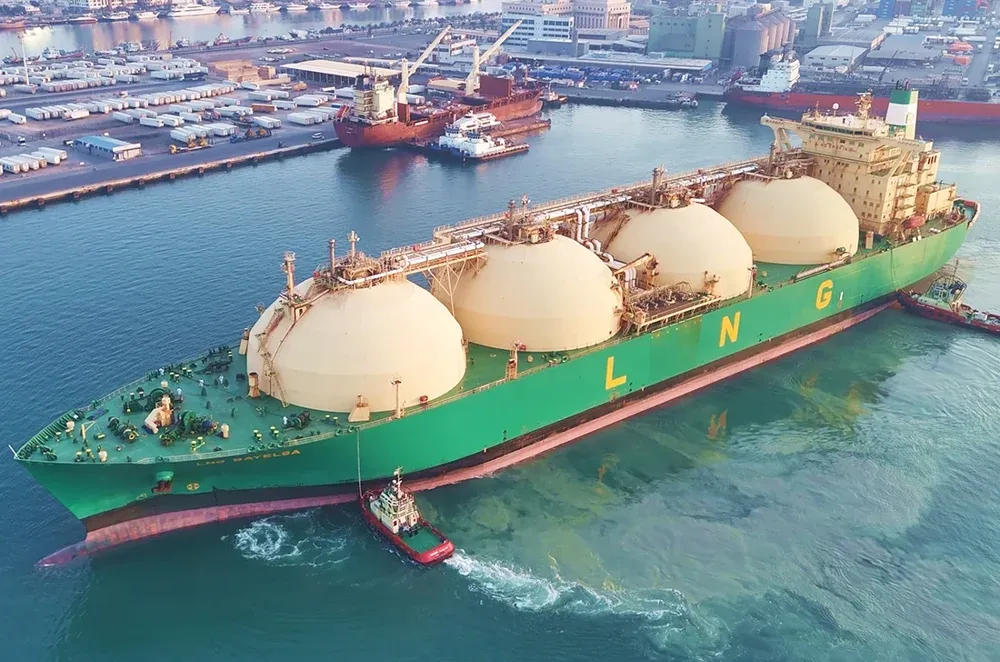 Imagen de portada - Lloyd's Register certifies conversion of LNG carrier to FSU for Perenco's offshore project