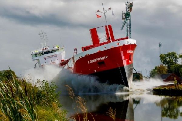 Imagen de portada - Longship Group celebra lanzamiento y bautizo de cuarto buque de su serie de ocho Pmax Eco Trader
