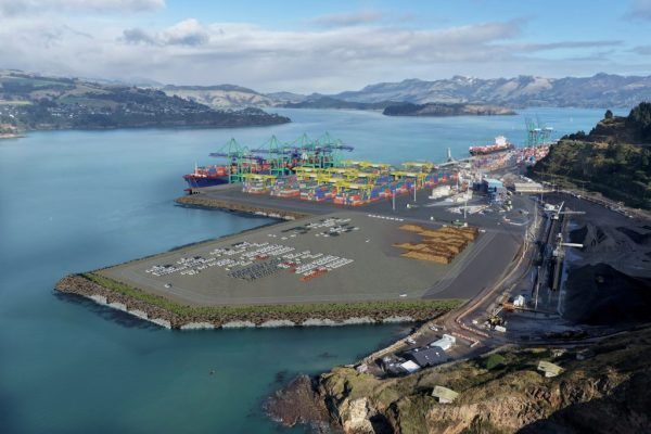 Imagen de portada - Lyttelton to Invest USD 482 Million in Wharf and Container Terminal Expansion