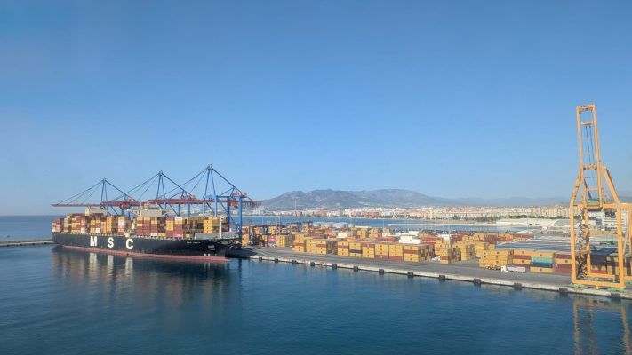 Imagen de portada - MSC launches Dragon service in Malaga connecting Asia with the USA.