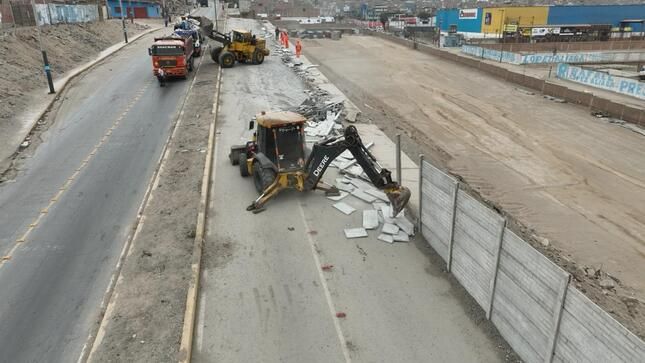 Imagen de portada - MTC promotes the removal of interferences to continue the improvement work on Néstor Gambetta Avenue