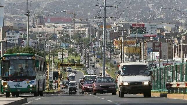 Imagen de portada - MTC prorroga restricción vehicular en la avenida Néstor Gambetta hasta mayo de 2027
