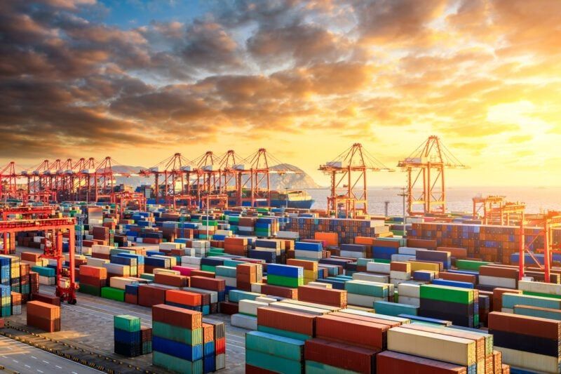 Imagen de portada - Minoristas adelantan pedidos a China ante subidas arancelarias y temporada navideña